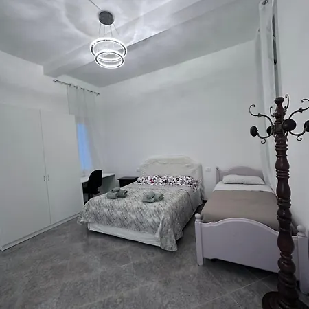 Camera Vado Ligure فادو ليكوري